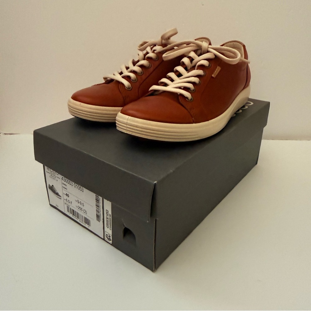 Brand New Women Ecco Soft 7 EU 40
